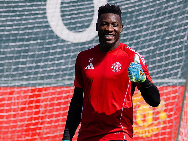 Jika Ingin Sukses, MU Harus Tendang Andre Onana